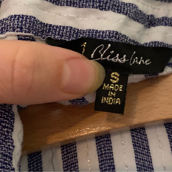 Blue silver and white pinstripe button-down shirt - Picture 4 of 8